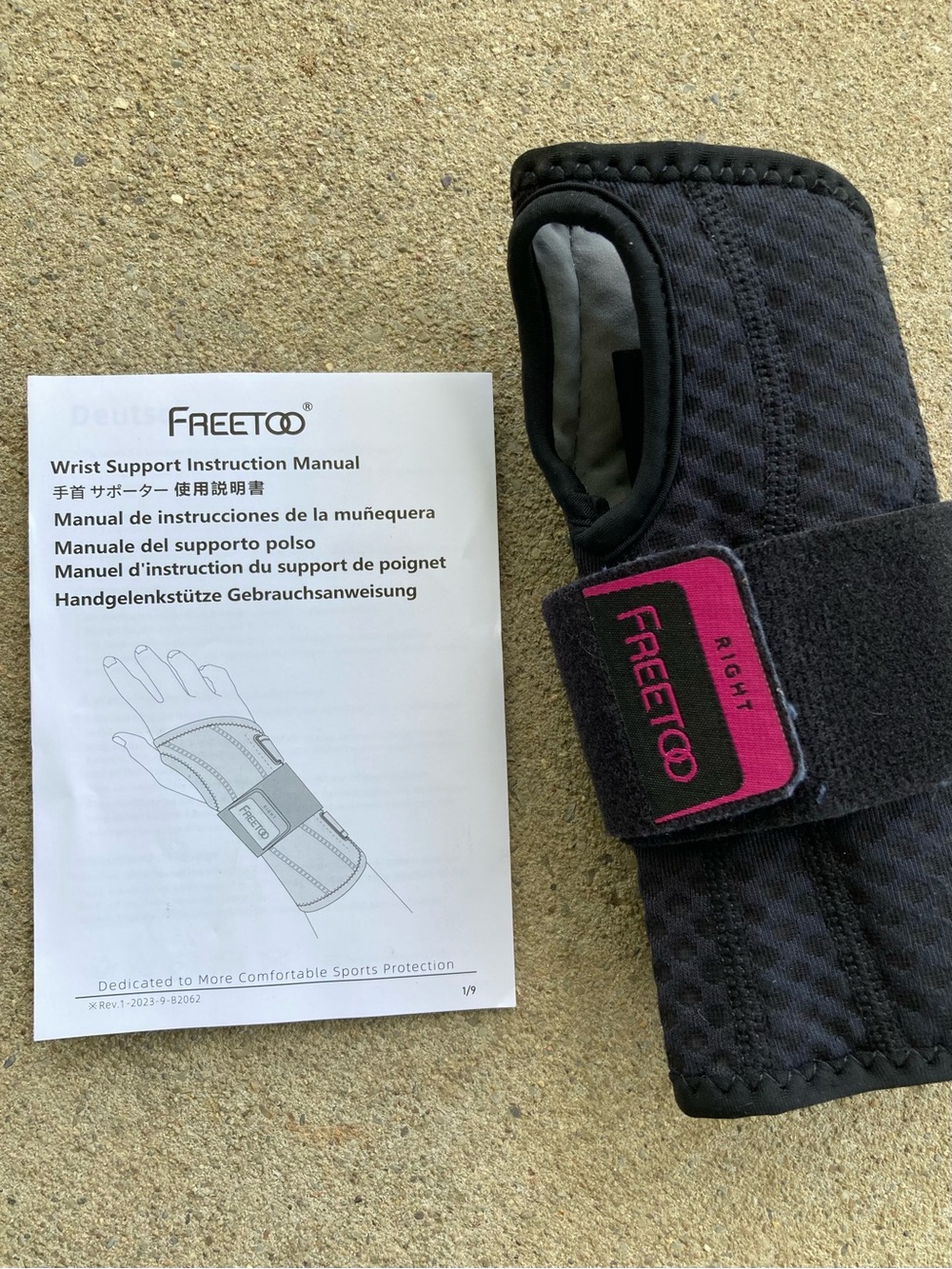 FREETOO Black Wrist Support Brace with Pink Accent